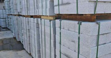 东莞芝麻白路牙石，路侧石