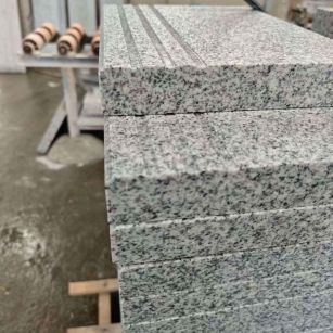 东莞芝麻白楼梯踏步