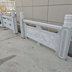 东莞芝麻白河道栏杆 石材栏杆