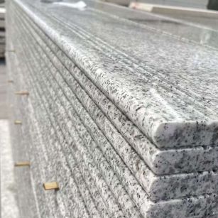 东莞芝麻白楼梯踏步 花岗岩楼梯板材