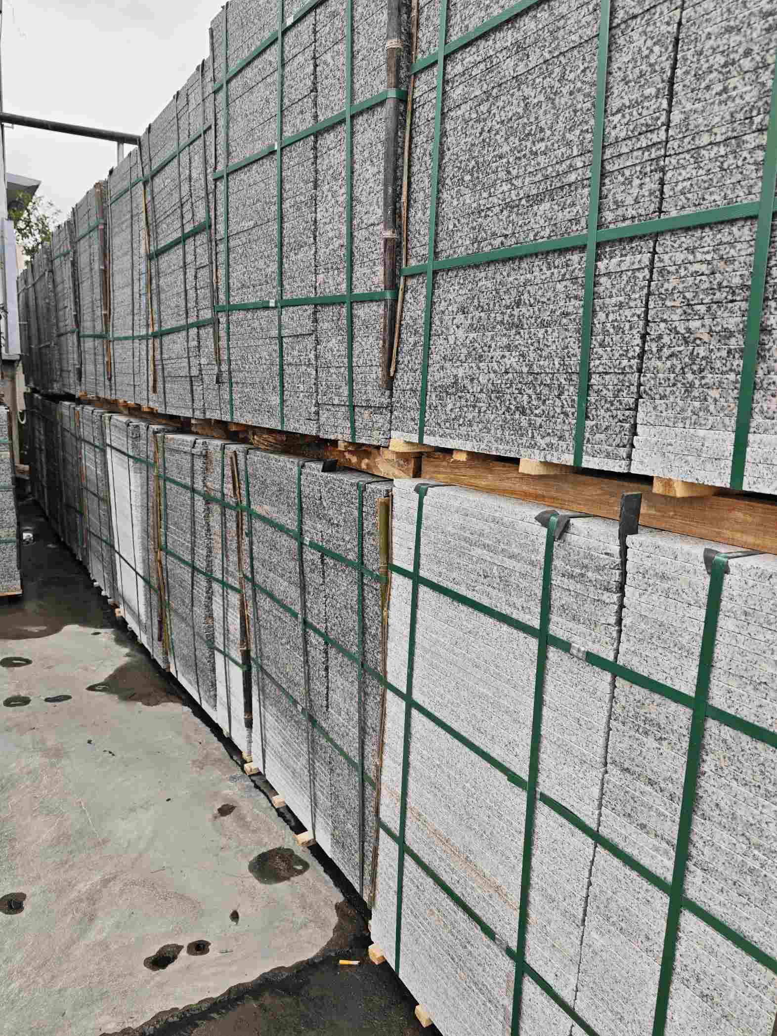 东莞芙蓉白地铺石，石材地铺石