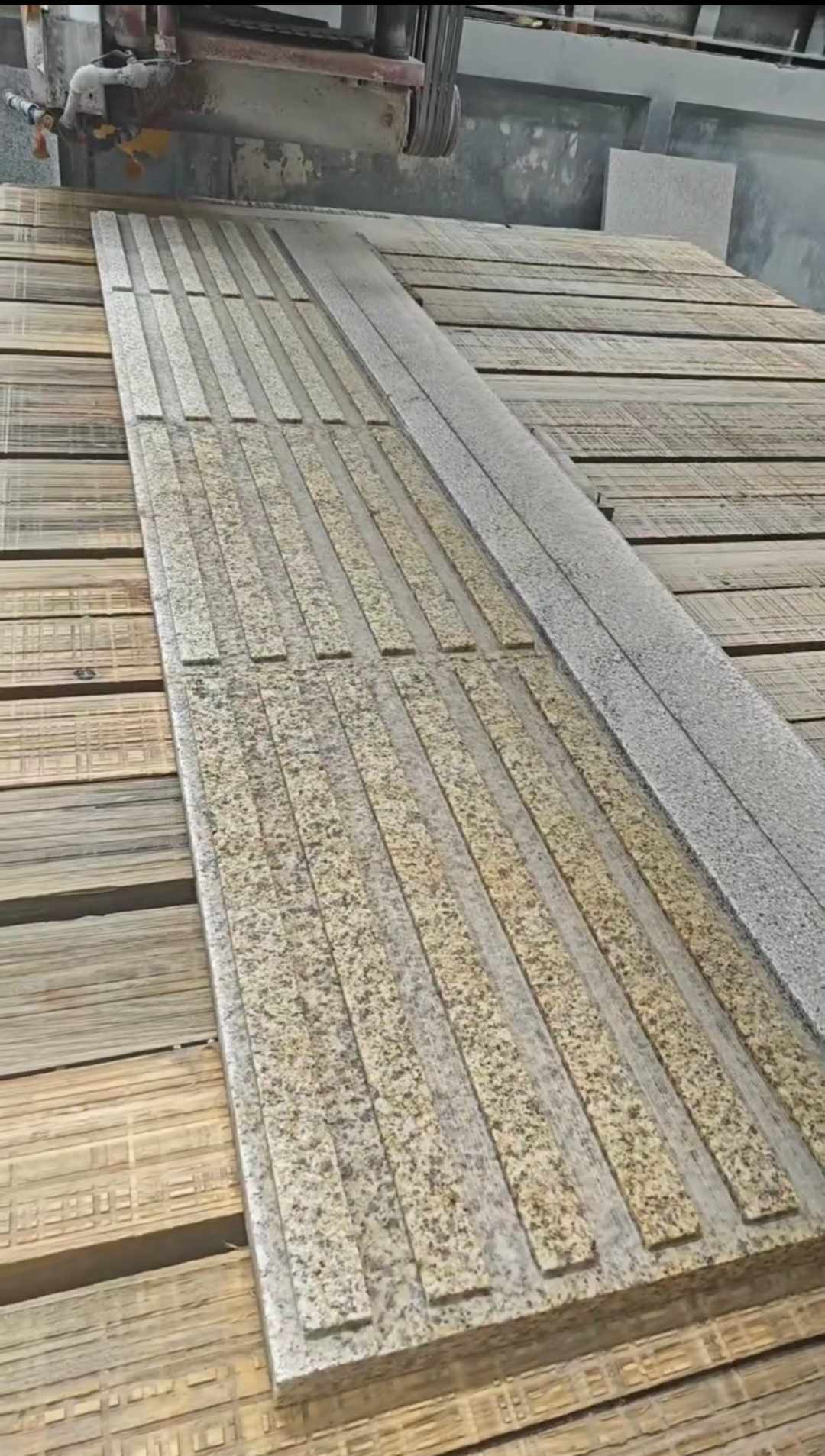 东莞黄金麻盲道石 盲条