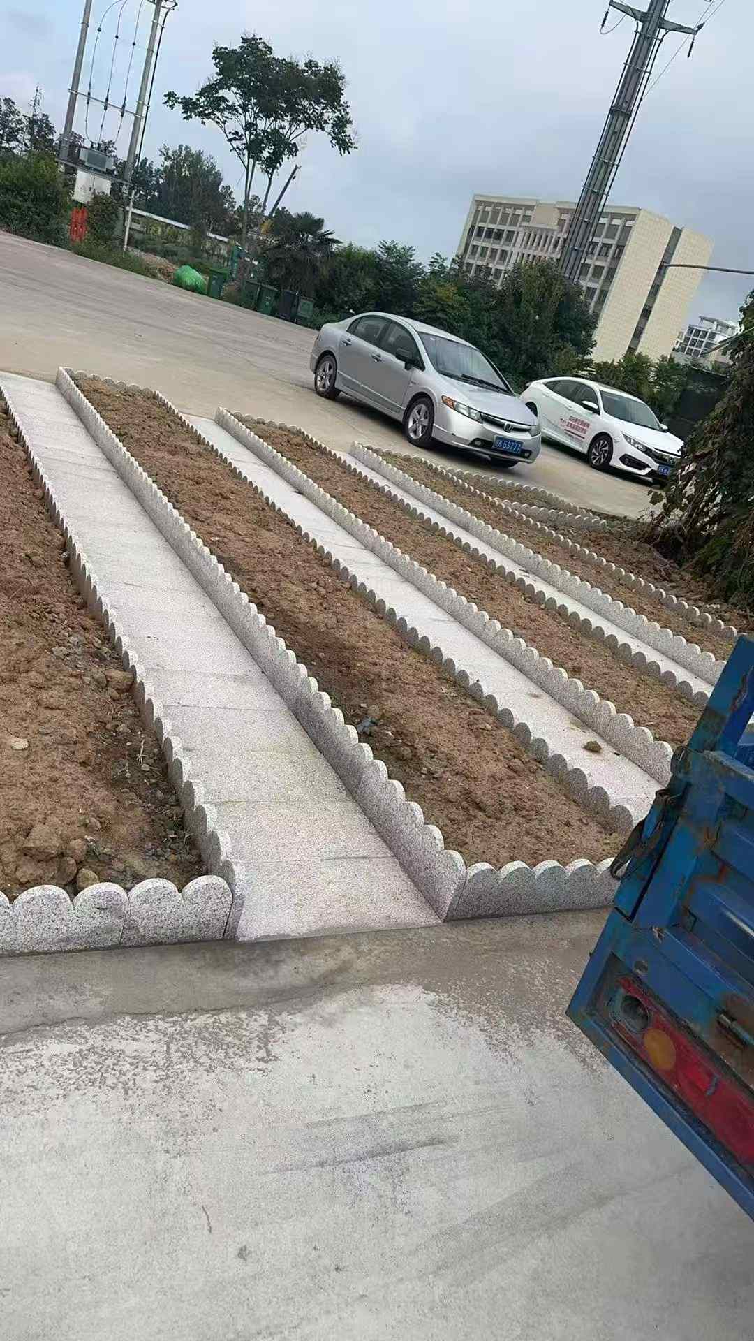 东莞芝麻白花边石