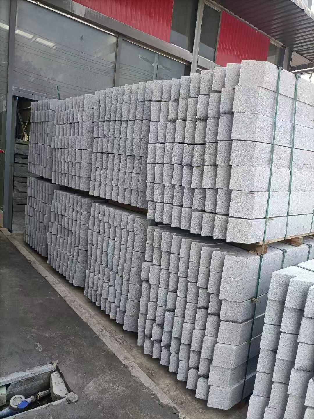 东莞芝麻白树围石 树池